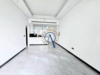 SPACIOUS UNIT | BRANDNEW | VACANT