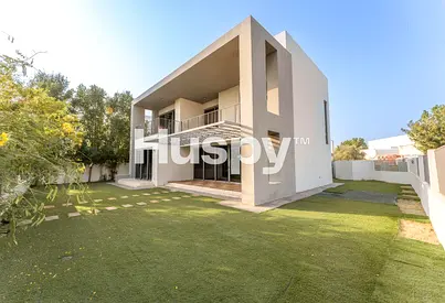 Amazing Location | Huge Plot | Great Condition