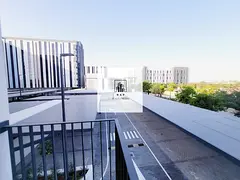 Spacious luxurious 2bhk apartment with balcony