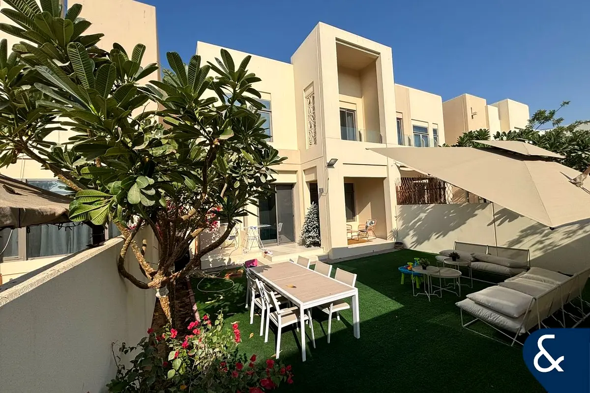 Close to Park | Vacant | Vastu 3 + maids