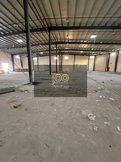 For rent: A complex in Umm Al Thu'ub area comprising a spacious warehouse with offices and fully