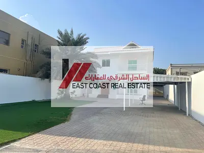 للايجار فيلا في منطقة الفصيل 4 غرف