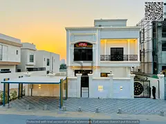 Villa for sale opposite a garden, including registration fees, electricity, water and air conditioni