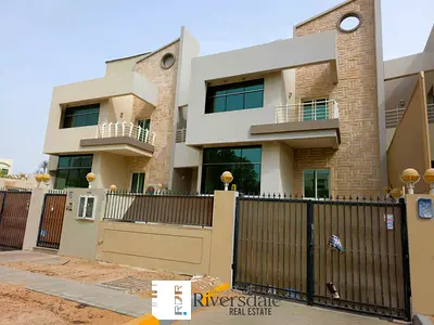 6Br Huge stand alone villa