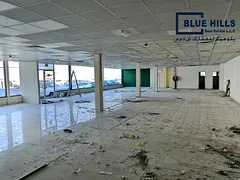 Stylish Spacious Ofce in Umm Ramool