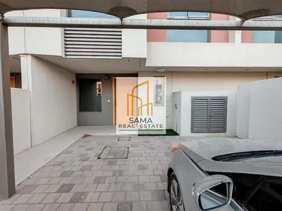 Spacious 3 Bedrooms Villa || With 4Washrooms ||