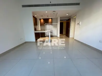 شقة جديدة تمامًا بغرفة نوم واحدة – إطلالة على المسبح – شرفة قائمة – تصميم واسع – شقة جاهزة للسكن