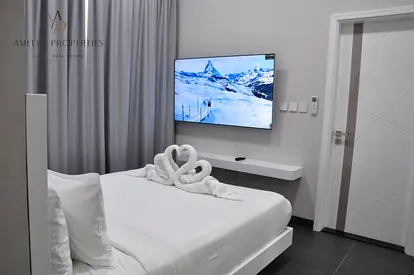 PRIME LOCATION | FULLY-FURNISHED | PET FRIENDLY