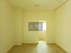 Lavish studio full faimly bulding saprate kitchen just rent 20k