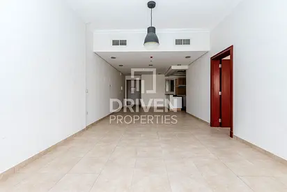 Cozy Unit with Magnificent Canal View | Rented