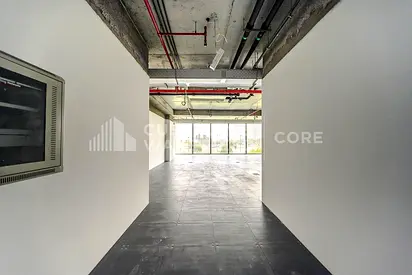 Full Floor | Semi Fitted | Prime Location