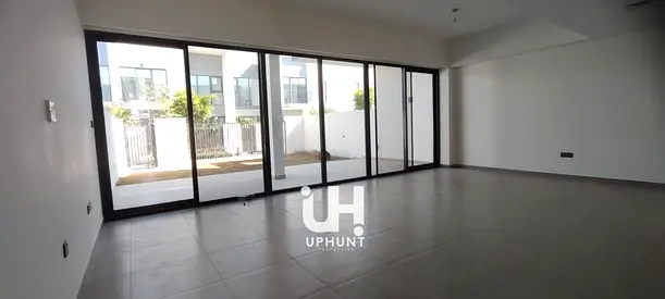 Brand-New Unit | Directly Facing Green Linear Park | Ready To Move | Near Amenities