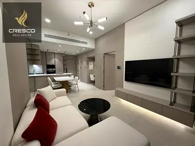 High End | Vacant | Architectural Gem