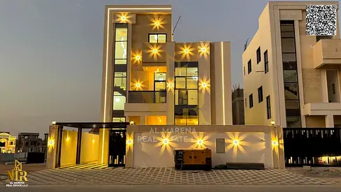 Hiliyo villa opposite park, 2 floors + roof, 6 master bedrooms