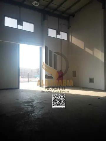 📢 للإيجار في إمارة أم القيوين – مستودع مميز بمواصفات عالية 🏭  ✨ تفاصيل العقار:   • المساحة الإجمالية: 5,000 قدم مربع   • الموقع: منطقة حيوية في أم ا