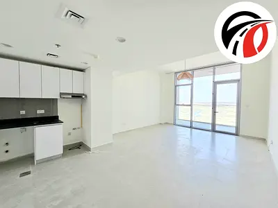 Spacious Apartment ! Pool Facing ! Big Size ! All Aminities ! Luxurious