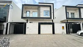 Luxury villa in a prime location close to amenities, modern finishing