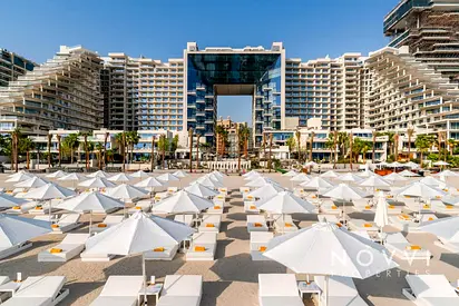 Luxurious | Prime Location | Beach Vibes