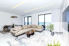 Beachfront Living | Sea Views | Upgraded | Vacant