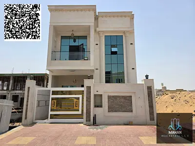 4 bedroom town house good location