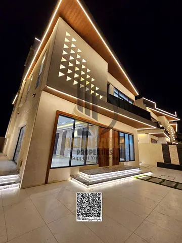 فرصة مميزة لامتلاك فيلا مستقلة بمساحات واسعة وتصميم عملي، تقع في موقع استراتيجي مميز مقابل أزهى كميونتي وأزهى مول، تجمع بين الراحة، الخصوصية، وقرب الخ