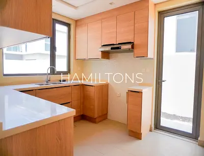 Family Home in Secure Community | Spacious Villa | Resale