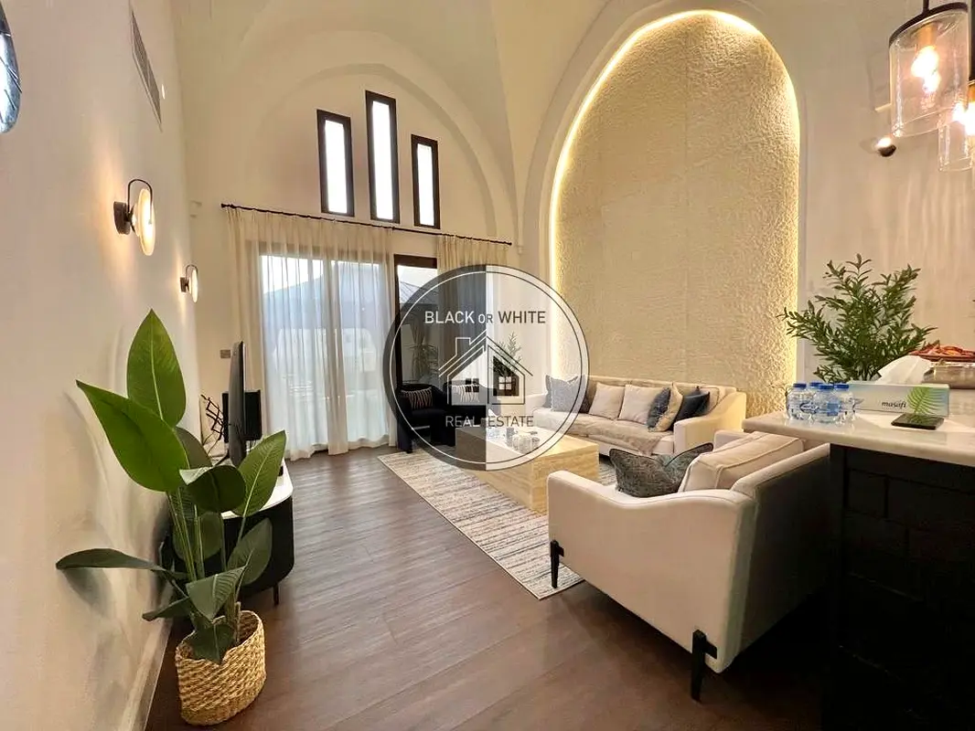Luxury Waterfront 2BR Villa | Private Pool | Cove