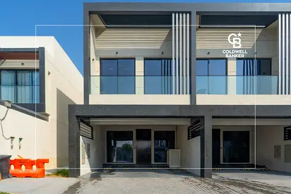 Stylish Corner Unit | Facing New Park | Brand-new