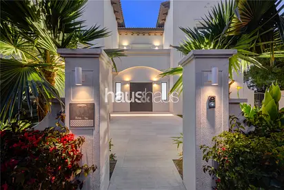 Fully Upgraded | Large and Private Corner Plot