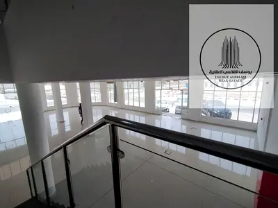 معرض 7100قدم بالجرف3 كهرباء250ك شارع رئيسي للإيجار