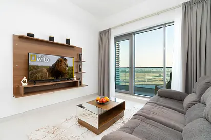 Summer Offer, Luxury 1BR | High Floor | Full Canal View | Near Dubai Mall