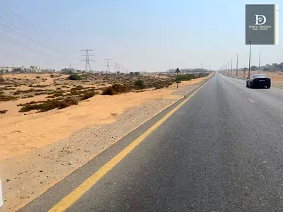 للبيع في الشارقة من الدبدبة شمال