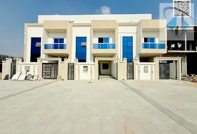 للبيع فيلا 3 طوابق موقع ممتاز تملك حر شامل الرسوم