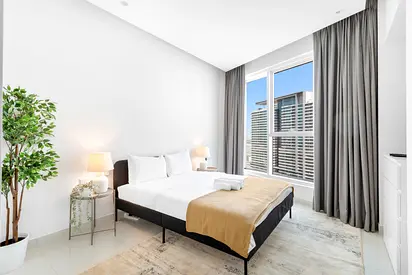 Elegant Studio in Business Bay near Burj Khalifa | Furnished | Flexible term