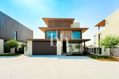 Phase 2 | 4BR + Maids | Prime Location