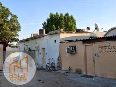 فيلا للبيع خمس غرف وصالة بسعر لقطة