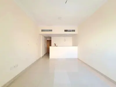 Lavish studio good building school rent in just 25k