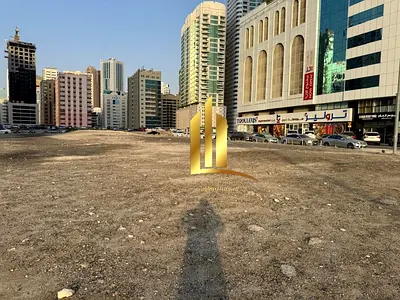 Commercial land for sale in Sharjah, Al Khan, directly on the Corniche. Ownership available to UAE nationals and GCC citizens.