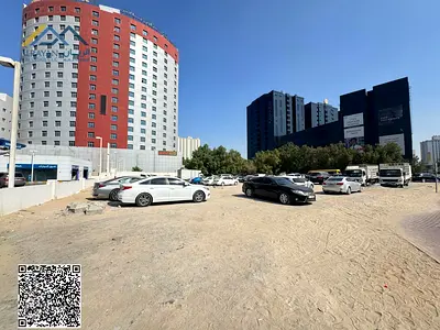 أرض كورنر سكنية وتجارية G+8 تملك حر الجنسيات