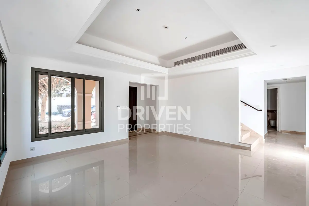 Spacious Villa | Well-managed | Vibrant Community
