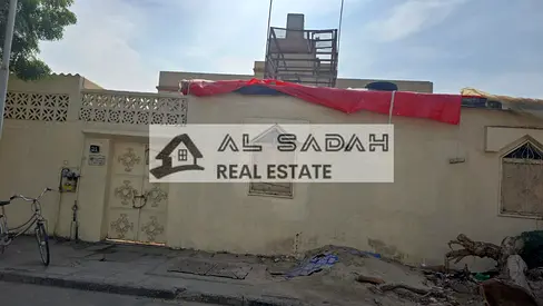 للبيع بيت في ميلسون بيت قسمين اول قسم في 4 غرف وصالة ومطبخ موجر 30000 الف قسم ثاني فاضي في 3 غرف وصالة ومطبخ في عدادين الكهرباء والماء مساحة 4062 قدم مطلوب في 820000 الف