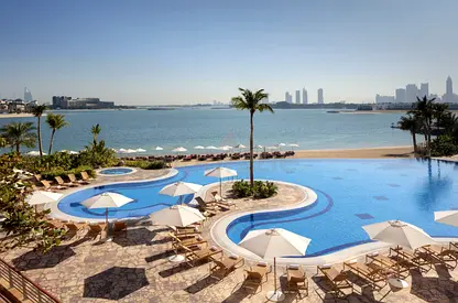 Tiara Residence Andaz Palm Jumeirah 1BR Beachfront Garden Terrace Beach Pool Gym Access Bills Inc