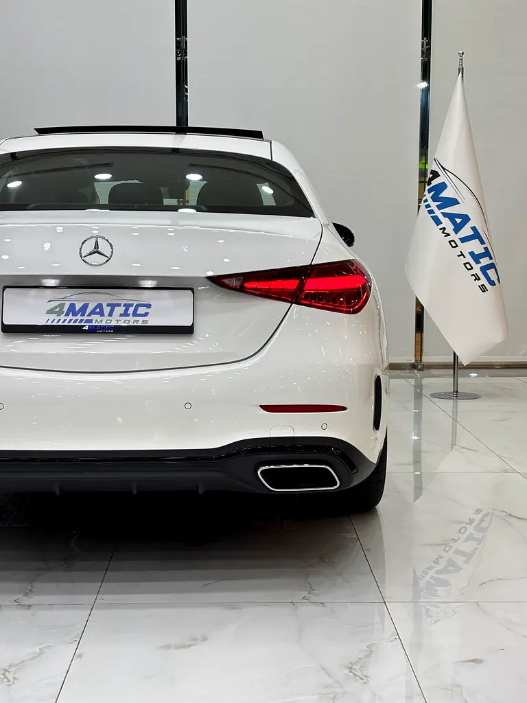 Mercedes-Benz C-Class 2026