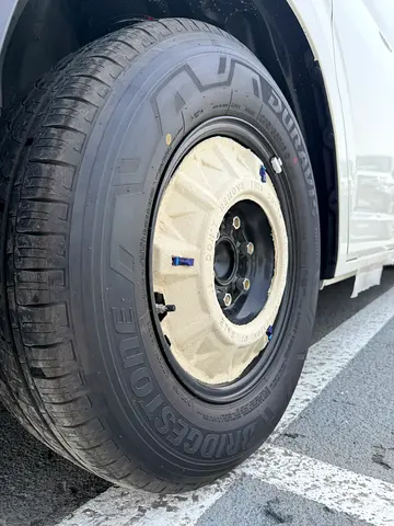 Toyota HiAce DLX, миниатюра 3
