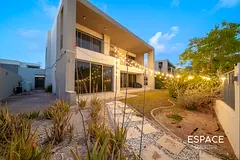 Direct Park Facing | Elevated Plot | E5