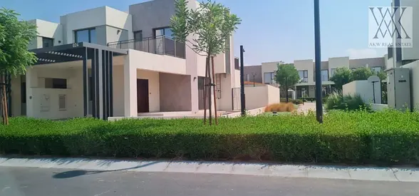 4 bedroom | Land Scaped Huge Plot | Best Price