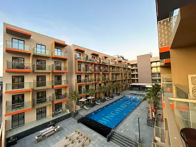 Chiller free I Best Location I Pool View