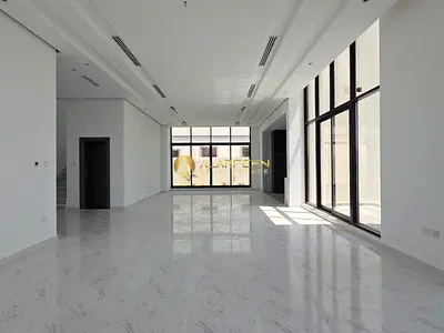Fitted Kitchen | 5BR+Maid | Prime Location
