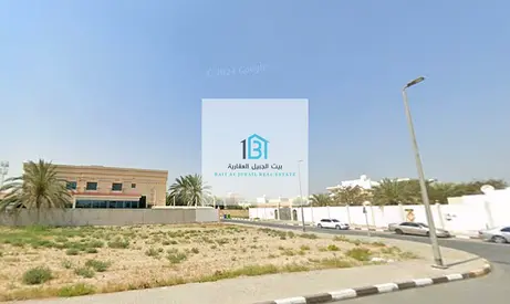 🏡 For Sale — Corner Residential Plot in Al Azrah – Sharjah 📍 Location: Al Azrah, on a corner of two main roads 🛣️