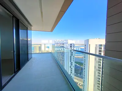 Seaview l Huge Layout l Spacious Apartment